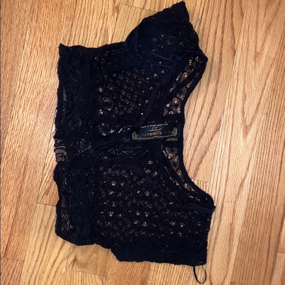 Black crochet crop top